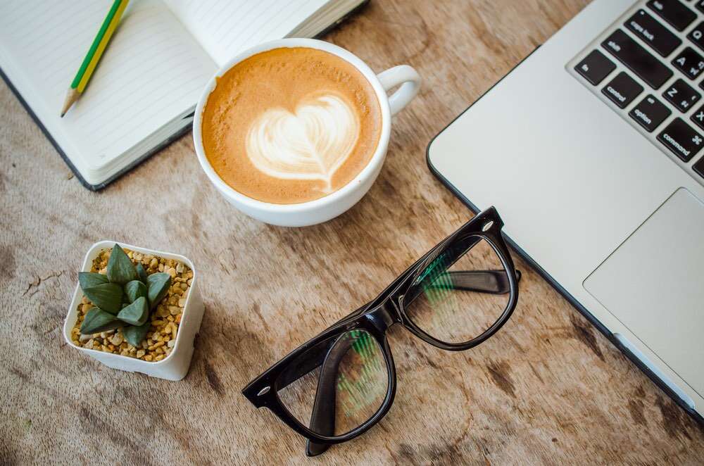 pros and cons of outsourcing