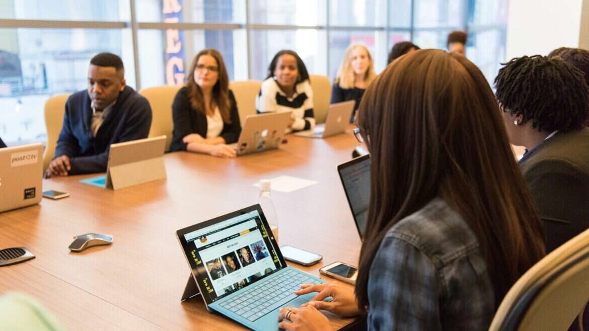 employee attendance statistics