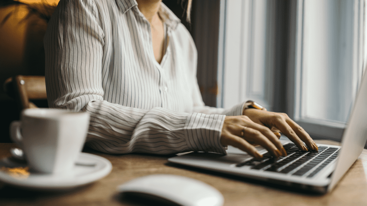 Hourly time tracking