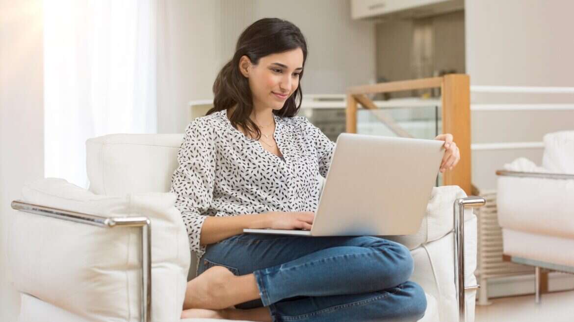 Hybrid work schedule