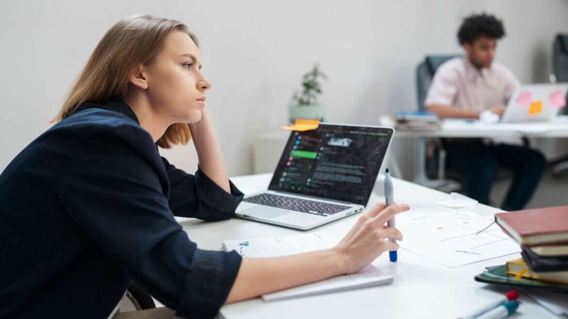 Amazon office policy