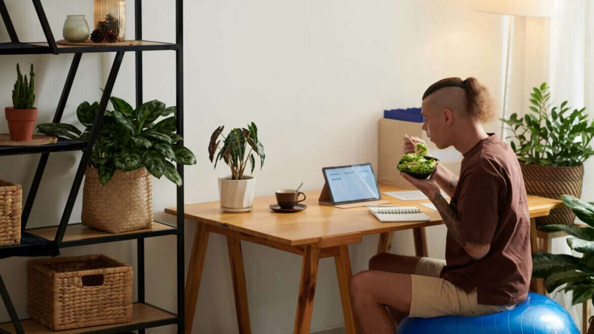 relocation incentives